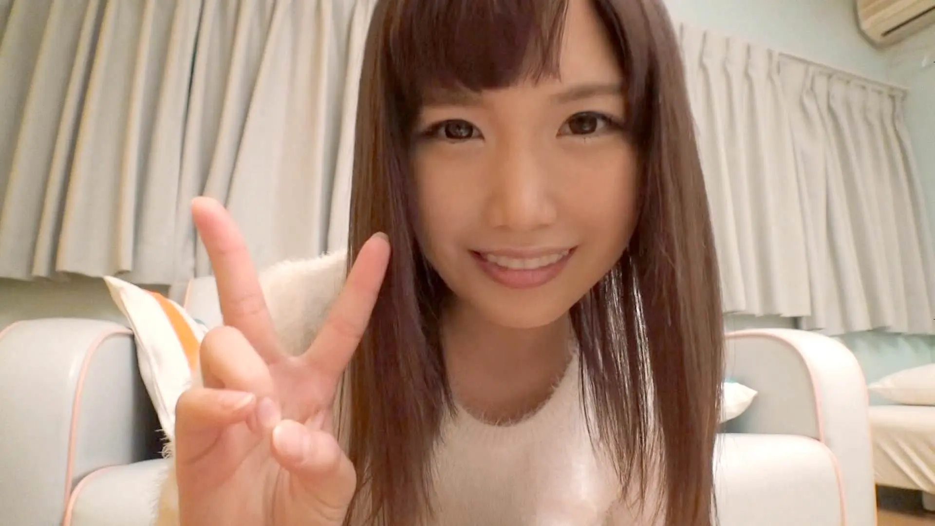 【動画あり】あや 20歳 ハンバーガーショップアルバイト 素人個人撮影、投稿。611 SIRO-2166 (23)