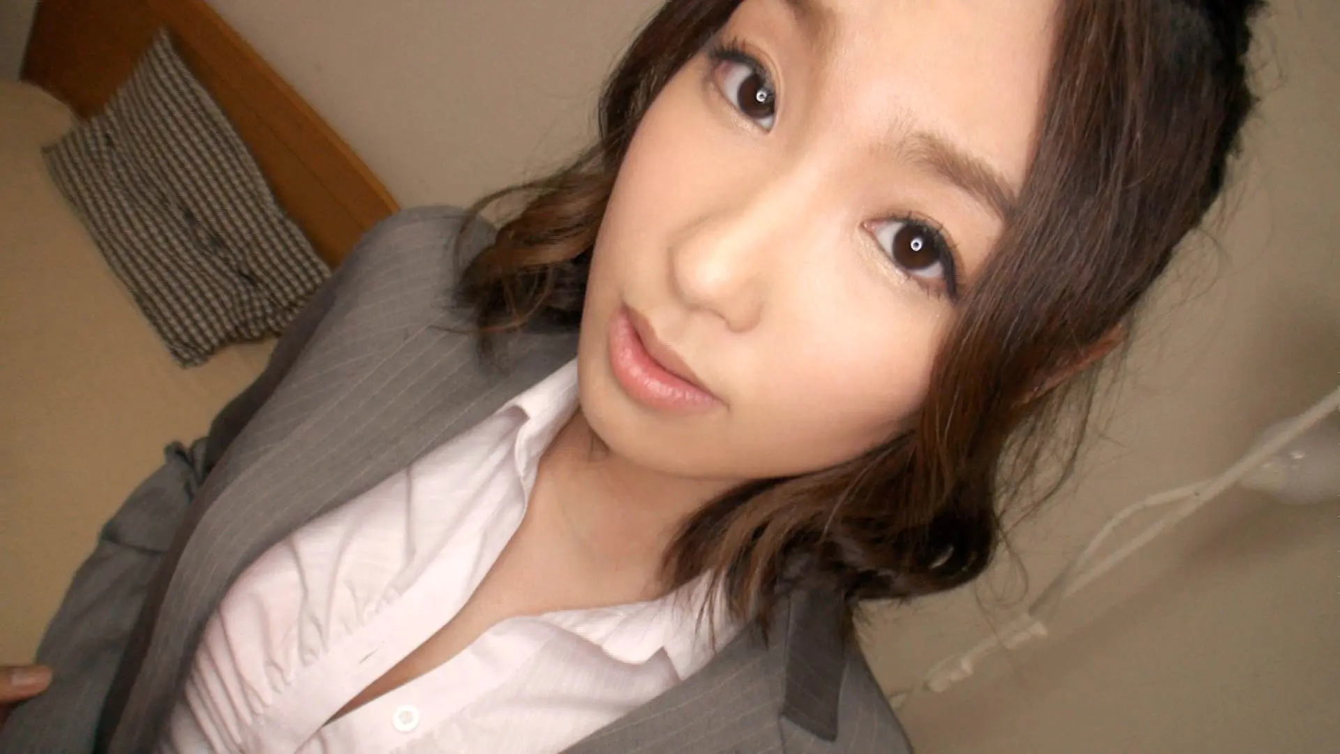 【動画あり】小泉 24歳 Webのお仕事 初撮りOL 03 SIRO-2325 (25)