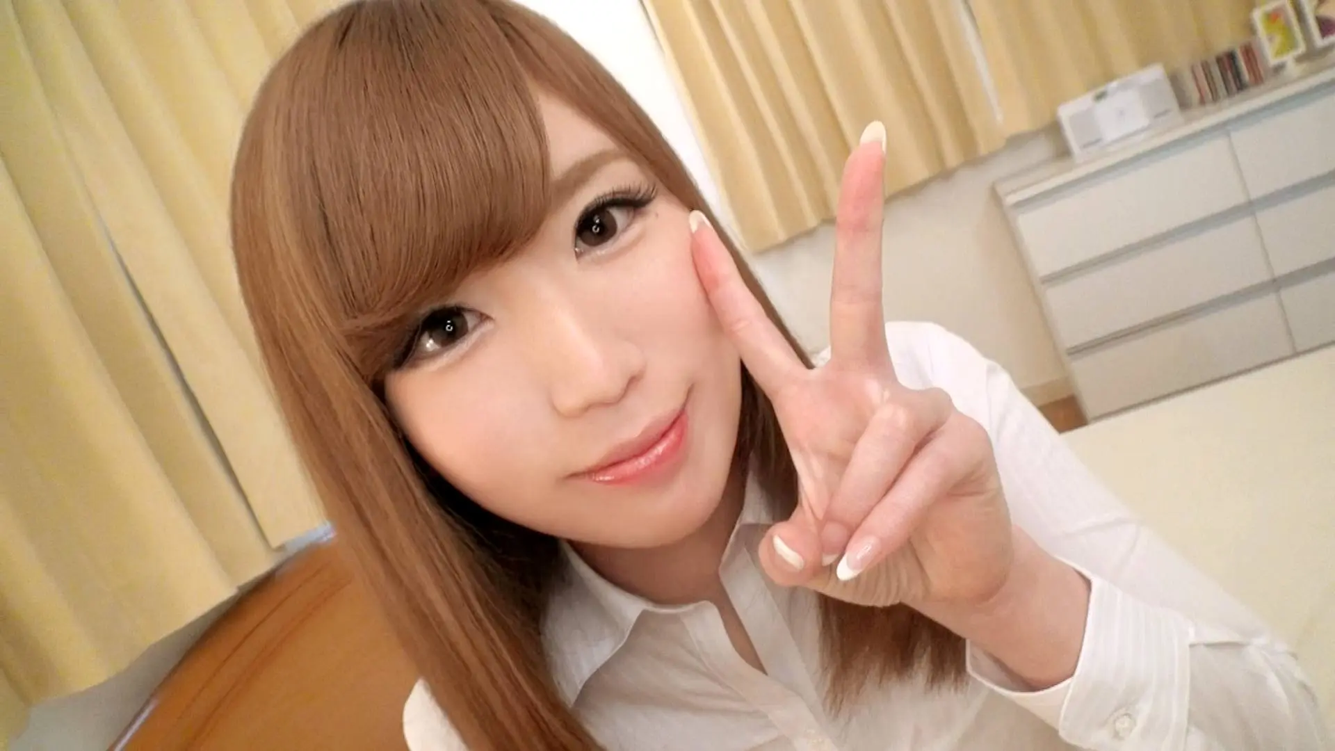 【動画あり】ひより 22歳 不動産会社の営業 初撮りOL 20 SIRO-2482 (29)