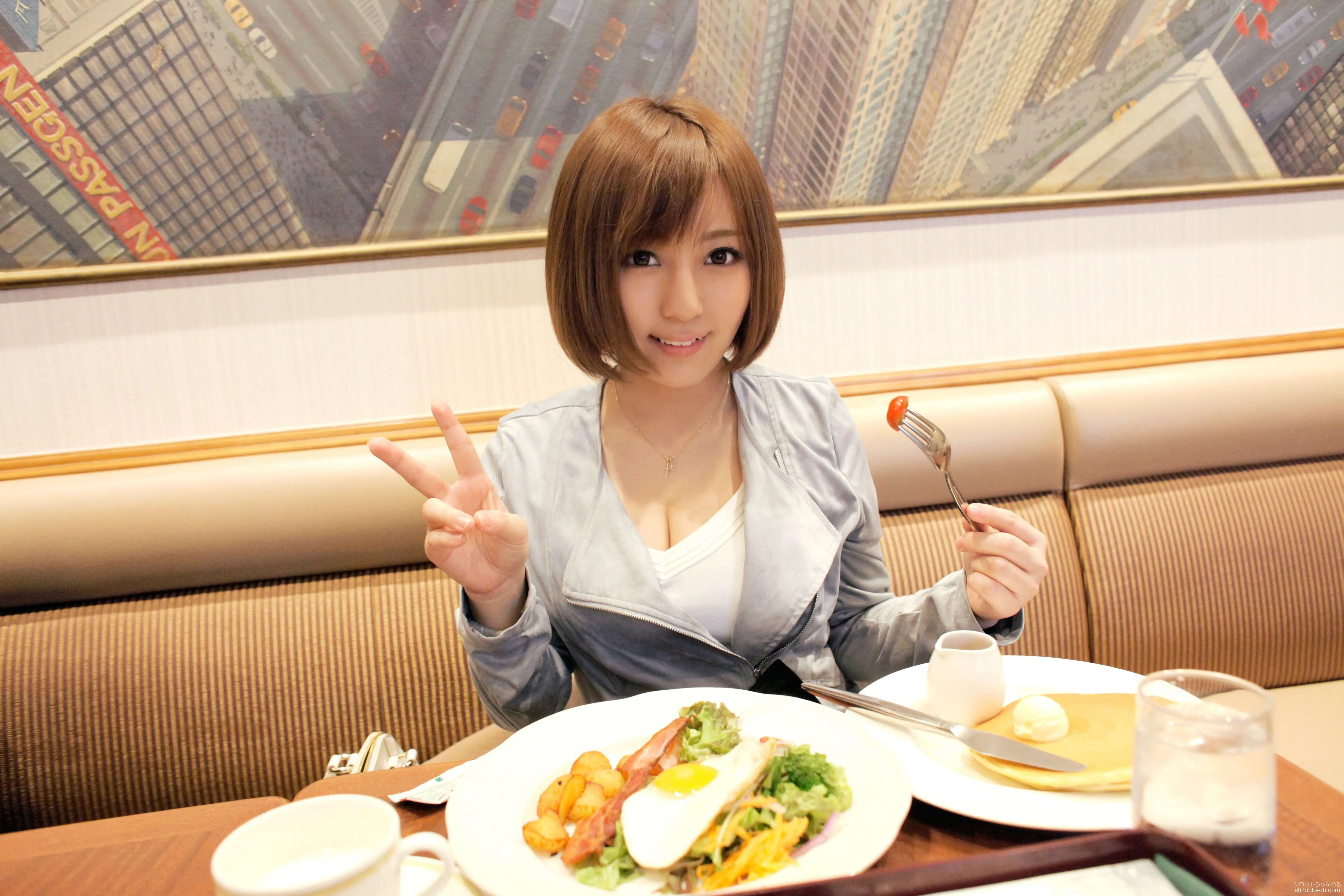 【動画あり】きらり 21歳 ファミレス店員 募集ちゃん 074261ARA-074 シロウトTV (1)