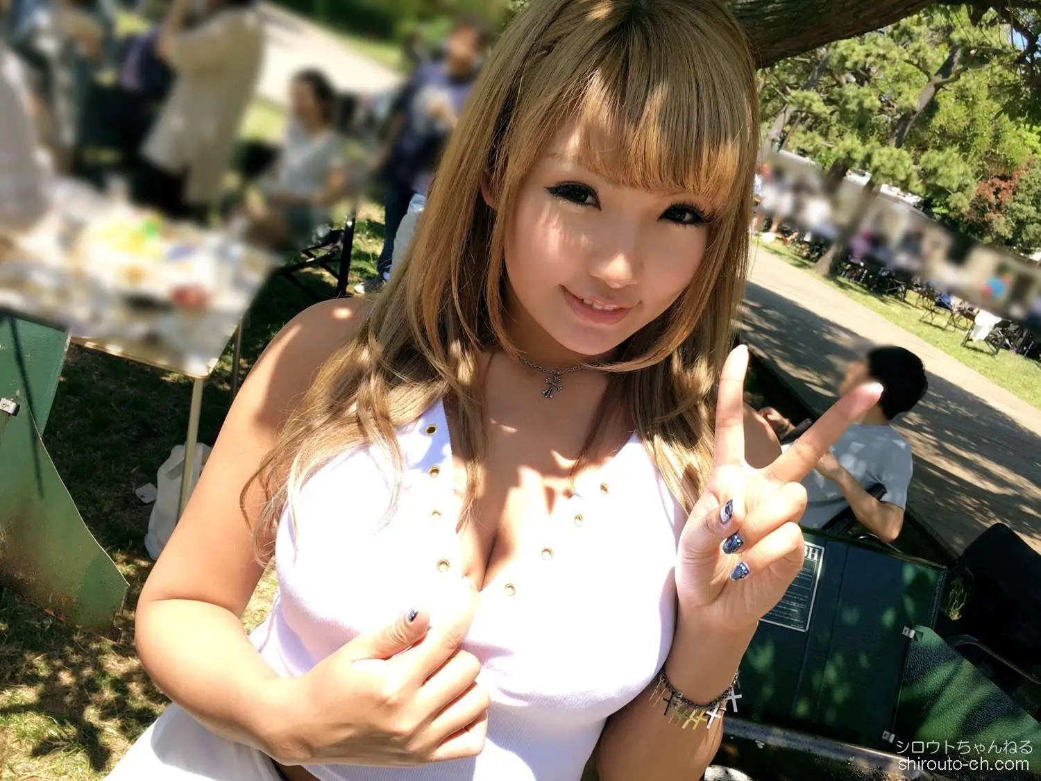 【動画あり】ララ 22歳 ガールズバー店員 ユキナ 21歳 ガールズバー店員 BBQ(バーベキュー)ナンパ 02 in お台場 200GANA-1043シロウトTV (4)
