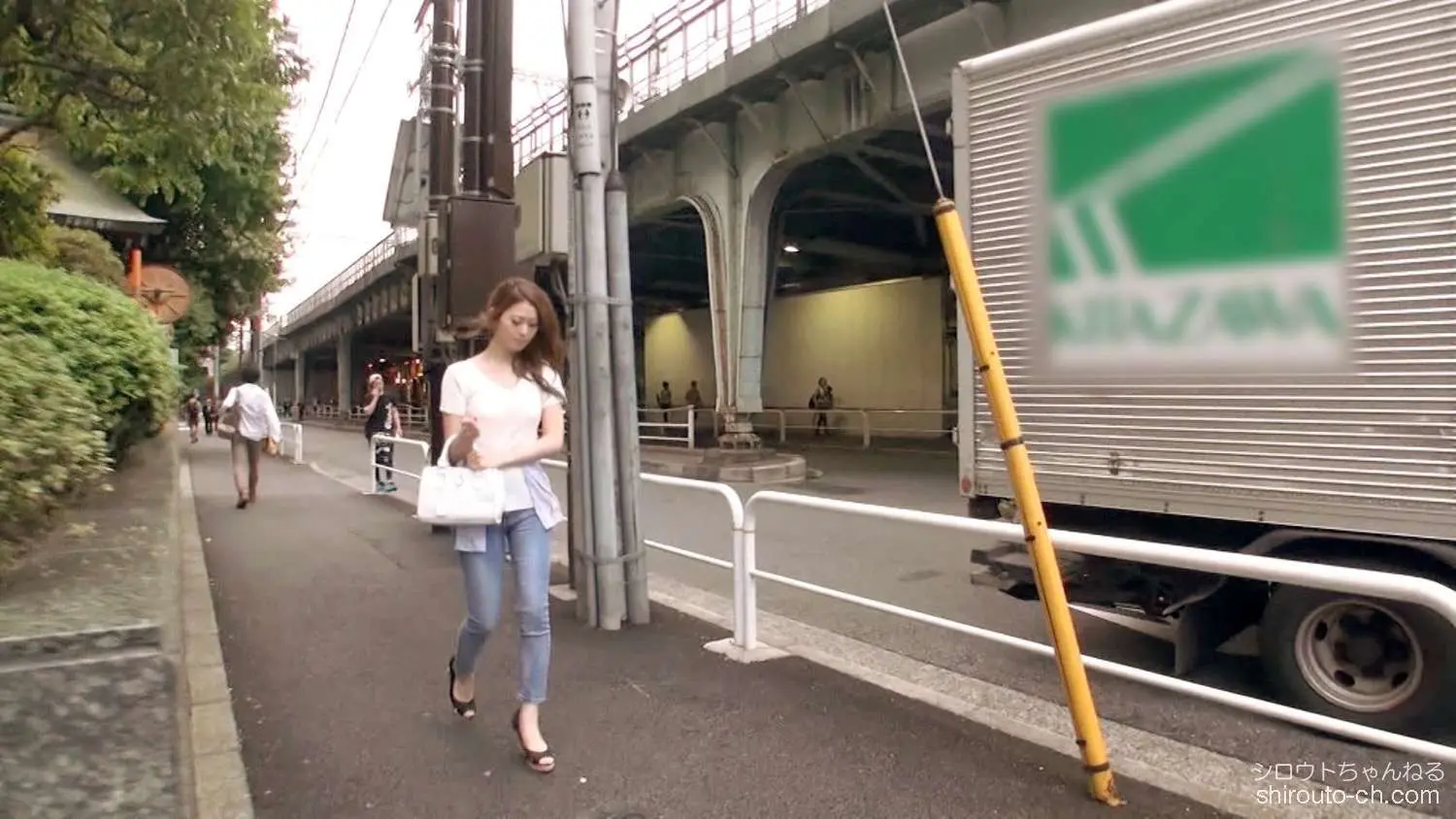 【動画あり】えみり 21歳 アパレル兼キャバ嬢 マジ軟派、初撮。689 in 水道橋 ナンパTV 200GANA-1067 シロウトTV (5)