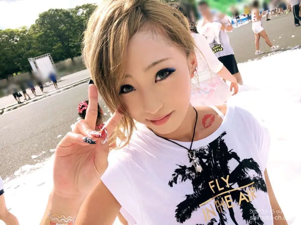 【動画あり】泡フェスナンパ 01 in 大阪 ジュリ 21歳 テレアポ ナンパTV 200GANA-1126 シロウトTV (2)