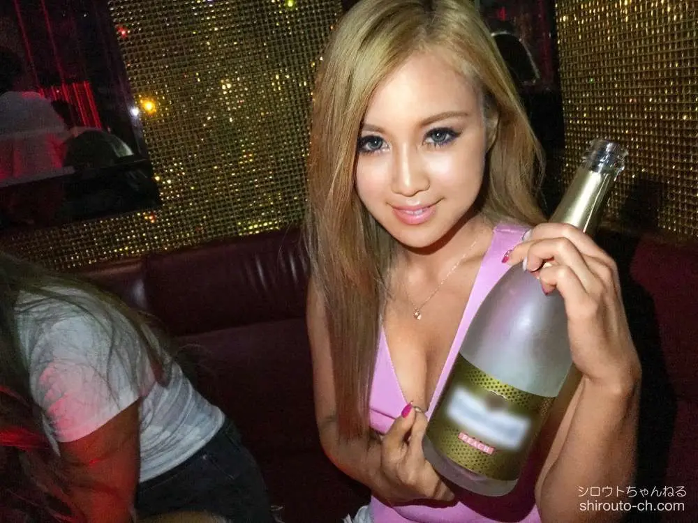 【動画あり】かれん 22歳 アパレル系 CLUBナンパ 02 in 六本木 ナンパTV 200GANA-1164 シロウトTV (1)