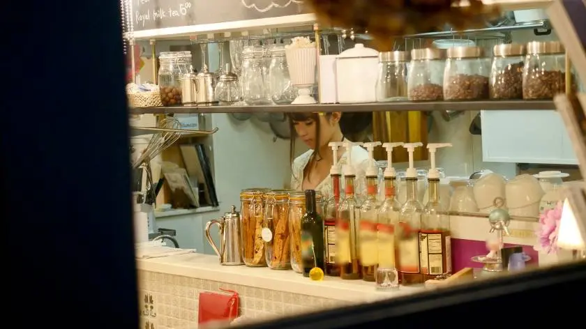 【動画あり】成宮さん 21歳 ウェーイなカフェ店員 100%完全ガチ交渉！ プレステージプレミアム300MIUM-025 シロウトTV (3)