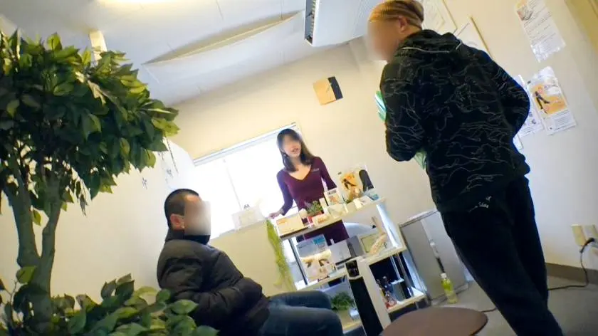 【動画あり】一条みおさん 21歳 リラクゼーション施術師 100%完全ガチ交渉！ プレステージプレミアム 300MIUM-054 シロウトTV (2)