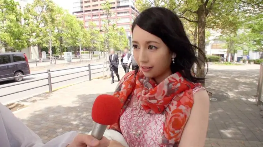 【動画あり】旦那の性癖を受け入れる奥様 徳永れいさん35歳 街行くセレブ人妻ナンパ プレステージプレミアム 300MIUM-078シロウトTV (5)