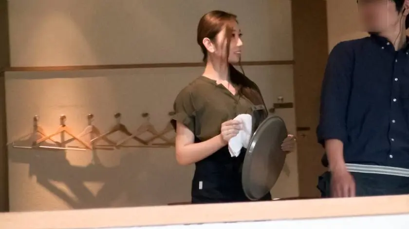 【動画あり】リカちゃん 20歳 もつ鍋屋店員 100%完全ガチ交渉！ プレステージプレミアム 300MIUM-094 シロウトTV (5)