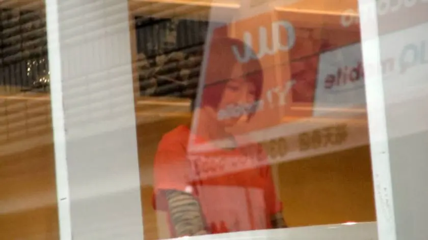 【動画あり】カノンちゃん 18歳 カフェ店員 100%完全ガチ交渉！ プレステージプレミアム 300MIUM-097 シロウトTV (1)