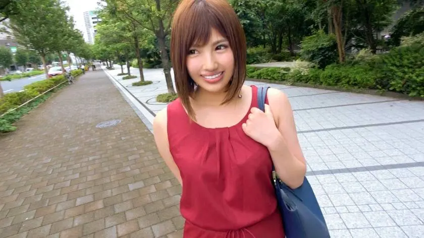 【動画あり】募集ちゃん ～求む。一般素人女性～ みずき 23歳 ホステス 261ARA-223 (1)