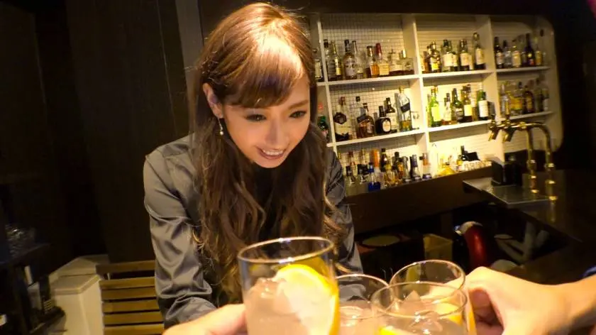 100%完全ガチ交渉！ target.36 なな 20歳 バー店員 300MIUM-148 (5)
