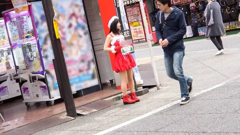 【動画あり】コスプレカフェナンパ 31 れん 19歳 コスプレカフェ店員 ナンパTV 200GANA-1558 (3)