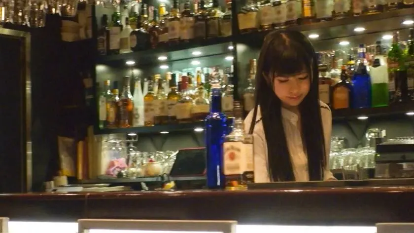 【動画あり】100%完全ガチ交渉！ target.41 つばさ 21歳 ライブバーの学生バイト 300MIUM-173 プレステージプレミアム (2)