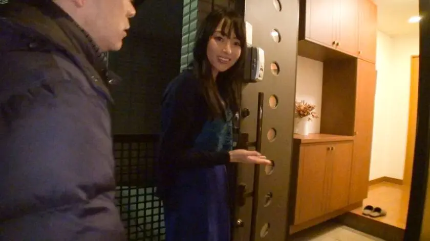 【動画あり】街行くセレブ人妻ナンパ ゆりか 33歳 ツンデレ系奥様 300MIUM-195 (6)