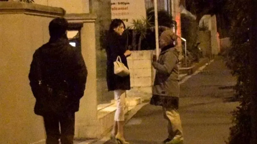 【動画あり】街行くセレブ人妻ナンパ celeb.65 さえさん 32歳 モデル系スレンダー奥様 300MIUM-209 (2)