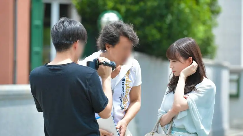 【動画あり】街行くセレブ人妻ナンパ ユイさん 26歳 夜の性活の不満を他人棒で解消する！見た目は清純！中身はどエロなセレブ妻！ 300MIUM-280 (4)