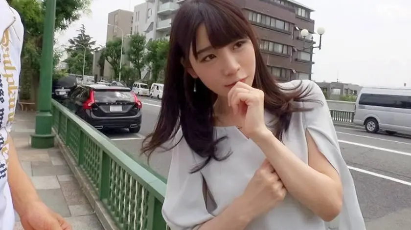 【動画あり】街行くセレブ人妻ナンパ ユイさん 26歳 夜の性活の不満を他人棒で解消する！見た目は清純！中身はどエロなセレブ妻！ 300MIUM-280 (21)