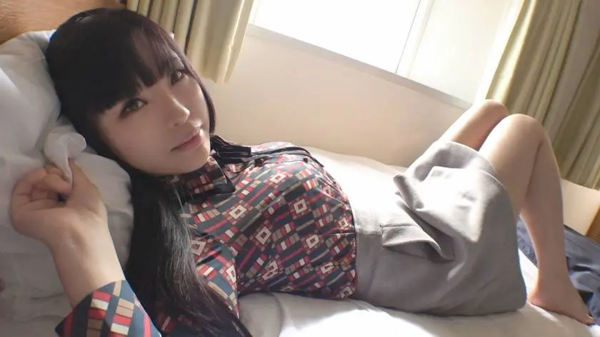 【動画あり】【初撮り】ネットでAV応募→AV体験撮影 818 ゆい 20歳 服飾の専門学生 シロウトTV SIRO-3647 (1)