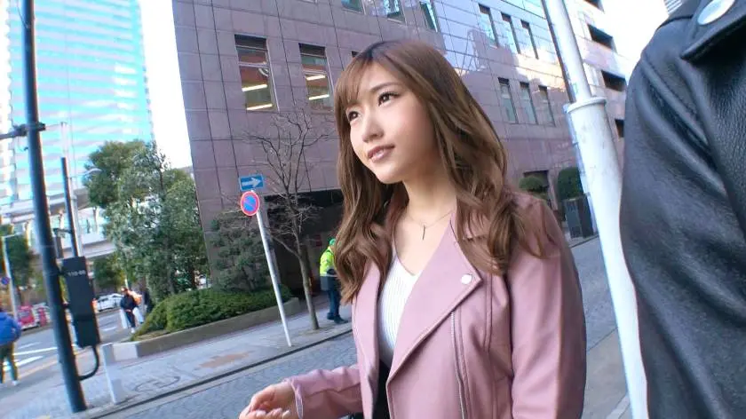 【動画あり】募集ちゃん ～求む。一般素人女性～ あかり 21歳 ラウンジガール 261ARA-361 (5)