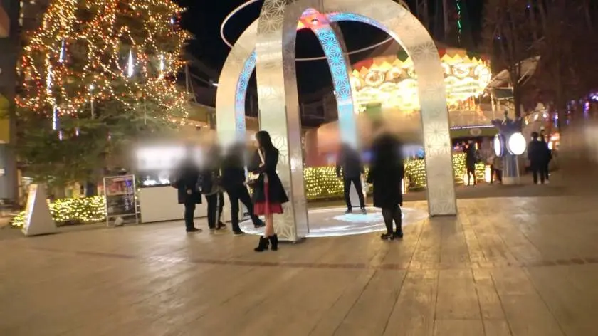 【動画あり】募集ちゃん ～求む。一般素人女性～ せな 19歳 大学生(ハンバーガーショップアルバイト) 261ARA-369 (1)