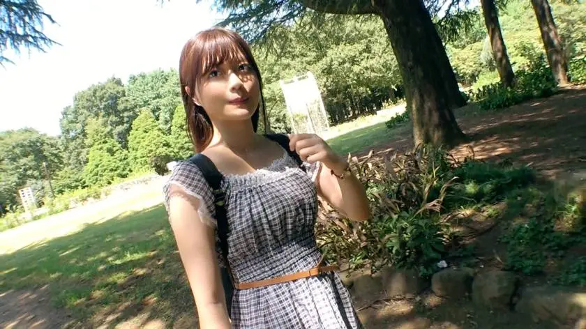 【動画あり】募集ちゃん ～求む。一般素人女性～ かのん 19歳 大学生(喫茶店でアルバイト) 261ARA-404 (1)