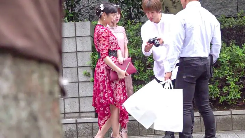 【動画あり】結婚式帰りの女子ナンパ ゆうり 326KJN-002 (1)