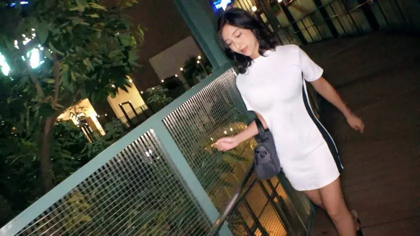 【動画あり】募集ちゃん ～求む。一般素人女性～ すみれ 24歳 ラウンジ・パパ活 261ARA-457 (2)