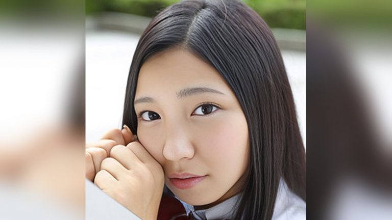 安達 芽衣 Girl’s Blue g488