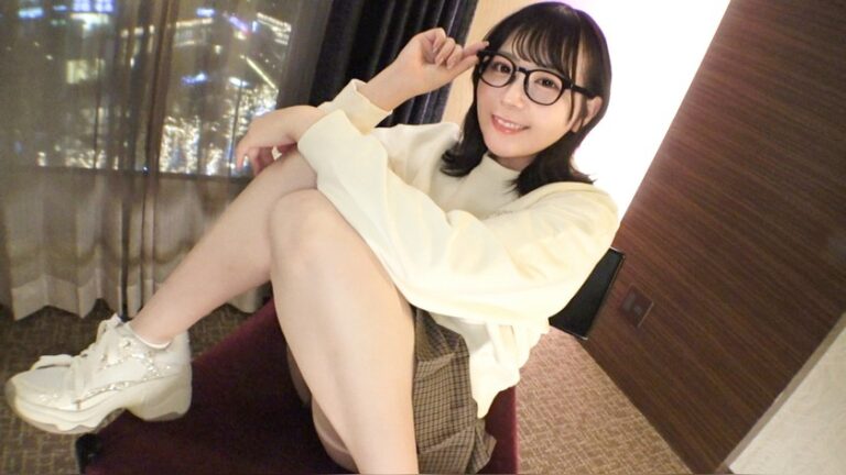 さな 20歳 学生 【初撮り】ネットでAV応募→AV体験撮影 SIRO-5709
